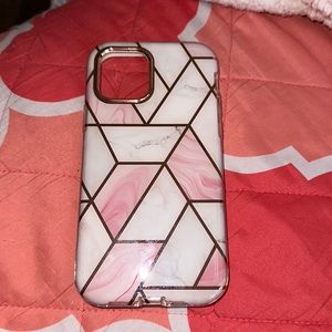 iPhone 12 pro screen protector case!!